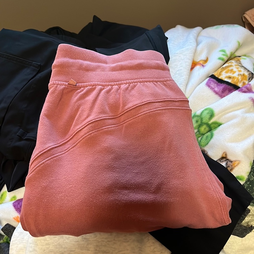 COPY - Lululemon Ready To Rulu Jogger